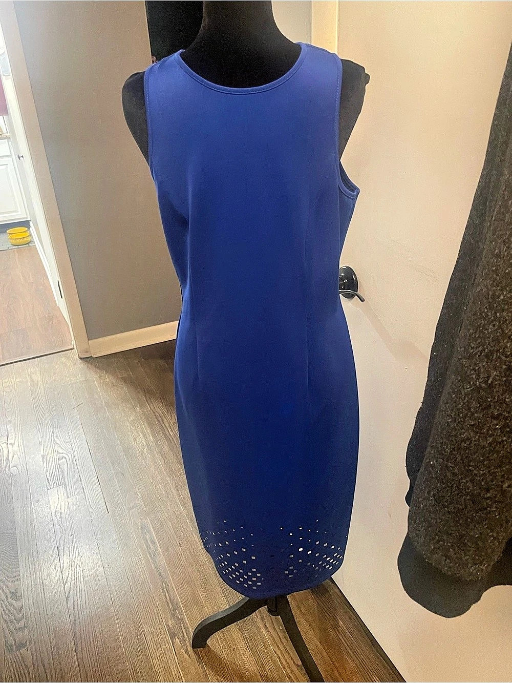 Spense Blue Sleeveless Midi Dress Size 10 Like New